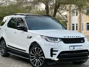 Land Rover Discovery Sport 2018 White