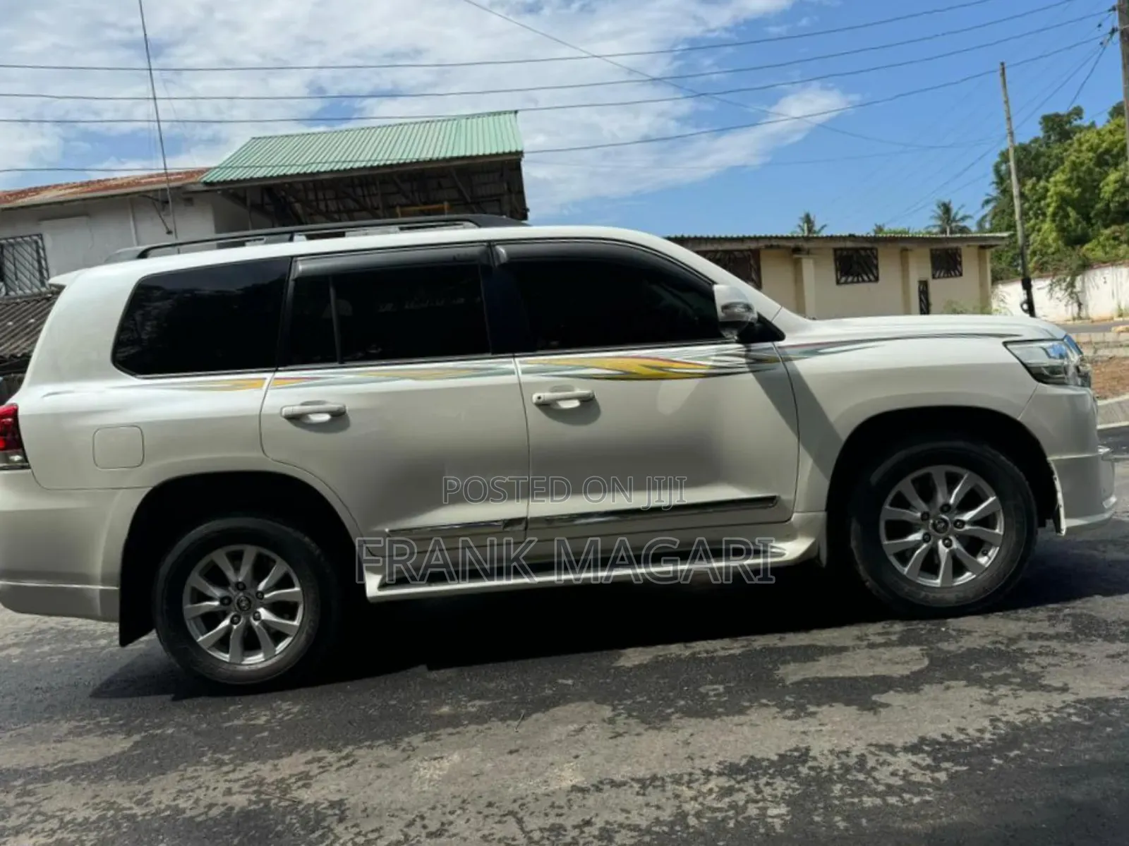 Toyota Land Cruiser 2017 White