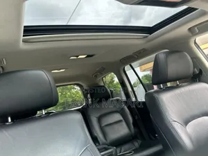 Toyota Land Cruiser 2017 White