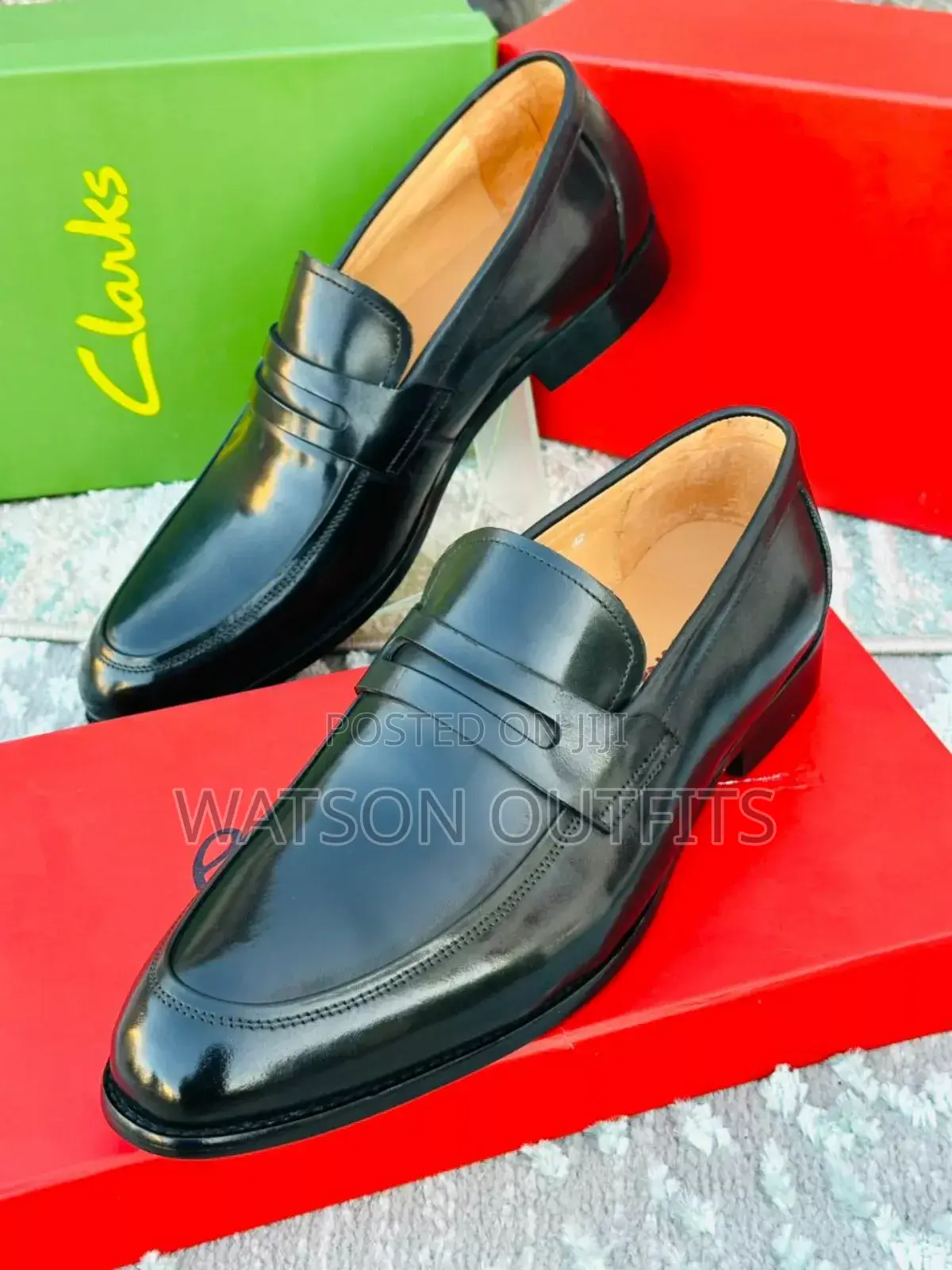 New Clarks Men Footwears/Shoes/Viatu Vya Ngozi