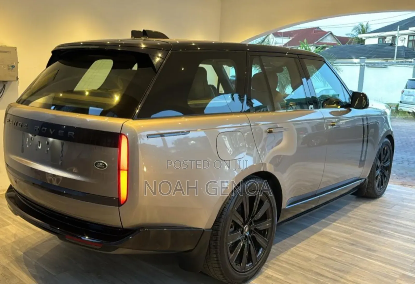 Land Rover Range Rover Vogue 2023 Silver