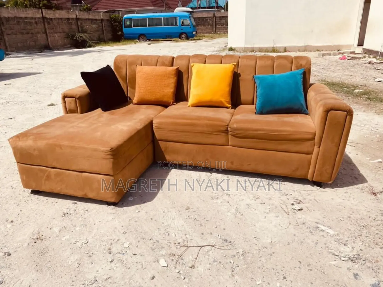 Nauza Sofa Shape L