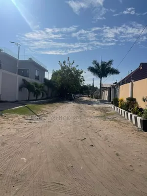 3bdrm House in Kinondoni Best Bite for rent