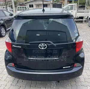 Toyota Ractis 2011 Matt Black