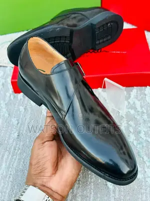 New Version Clarks Shoes/Footwears