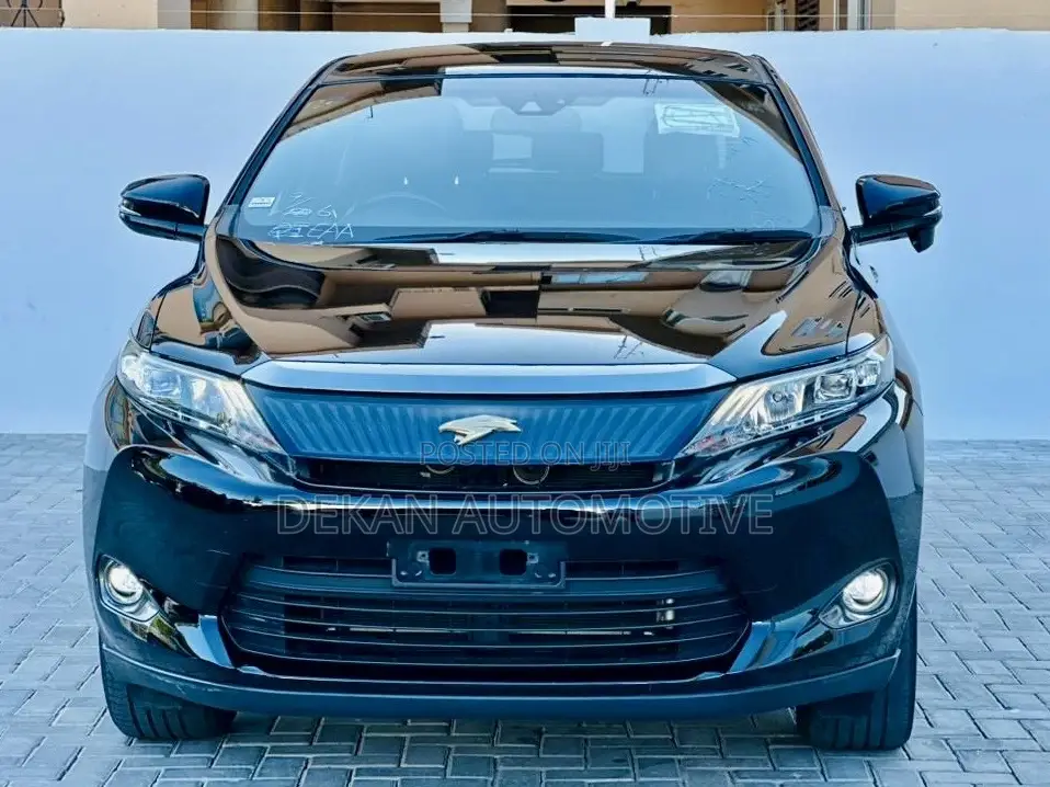 Toyota Harrier 2.0 2014 Black