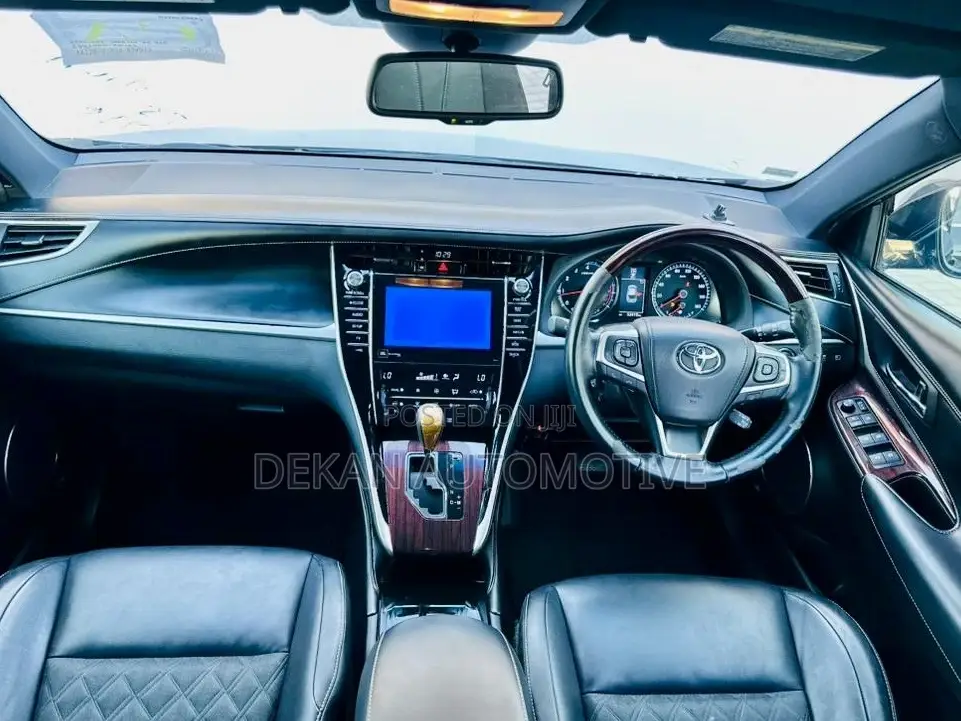 Toyota Harrier 2.0 2014 Black