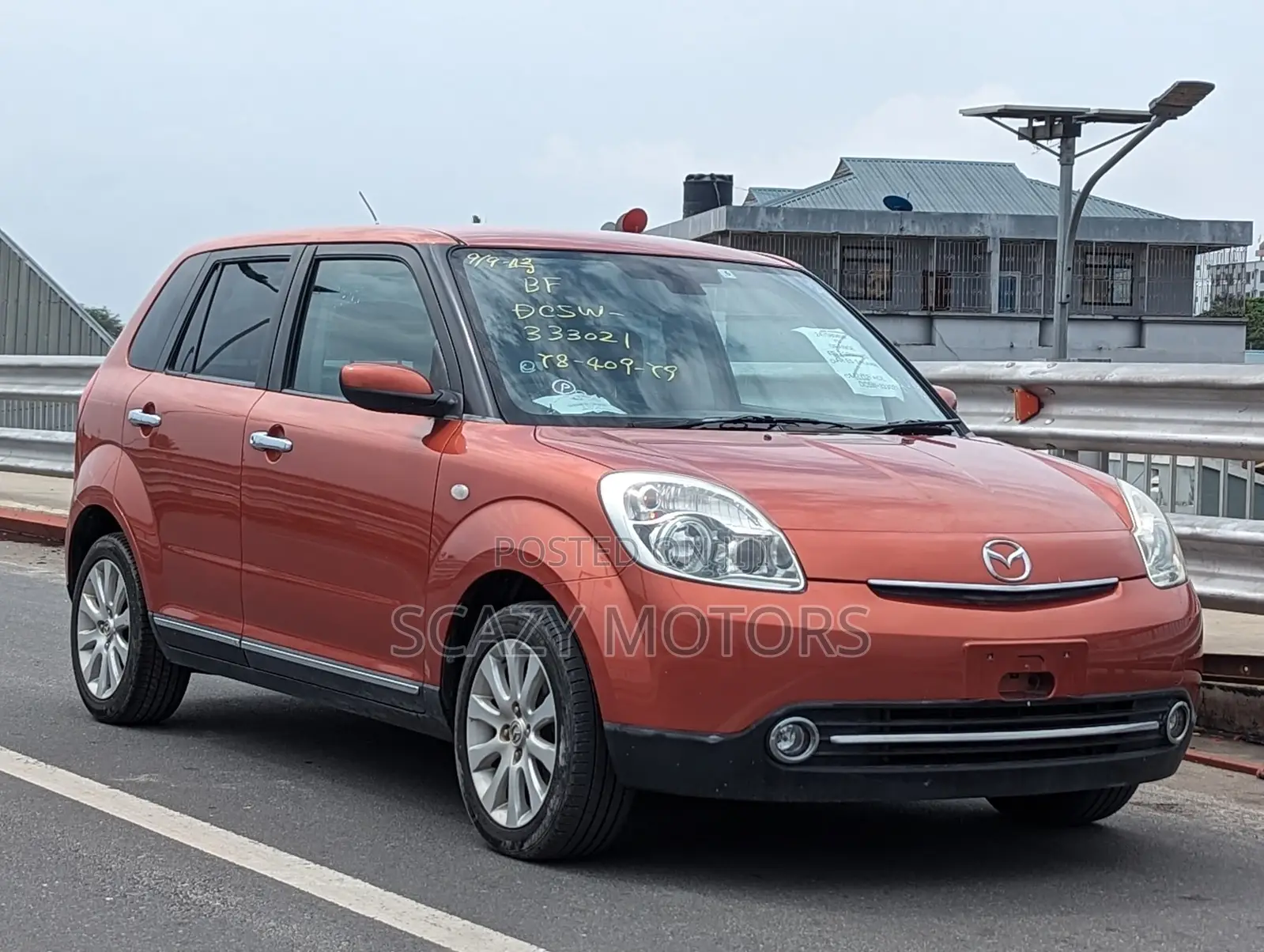 Mazda Verisa 2009