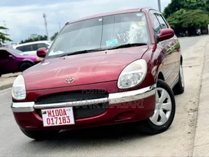 Toyota Duet 1999 Burgundy