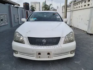 Toyota Crown 2004 White