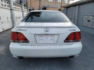 Toyota Crown 2004 White