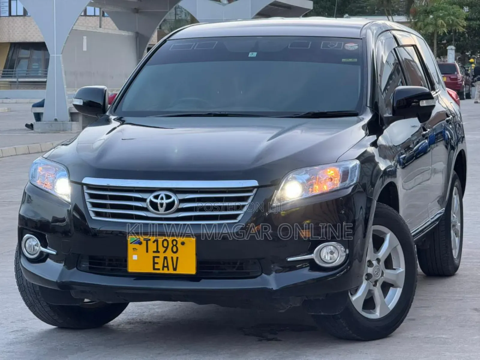 Toyota Vanguard 2010 Black