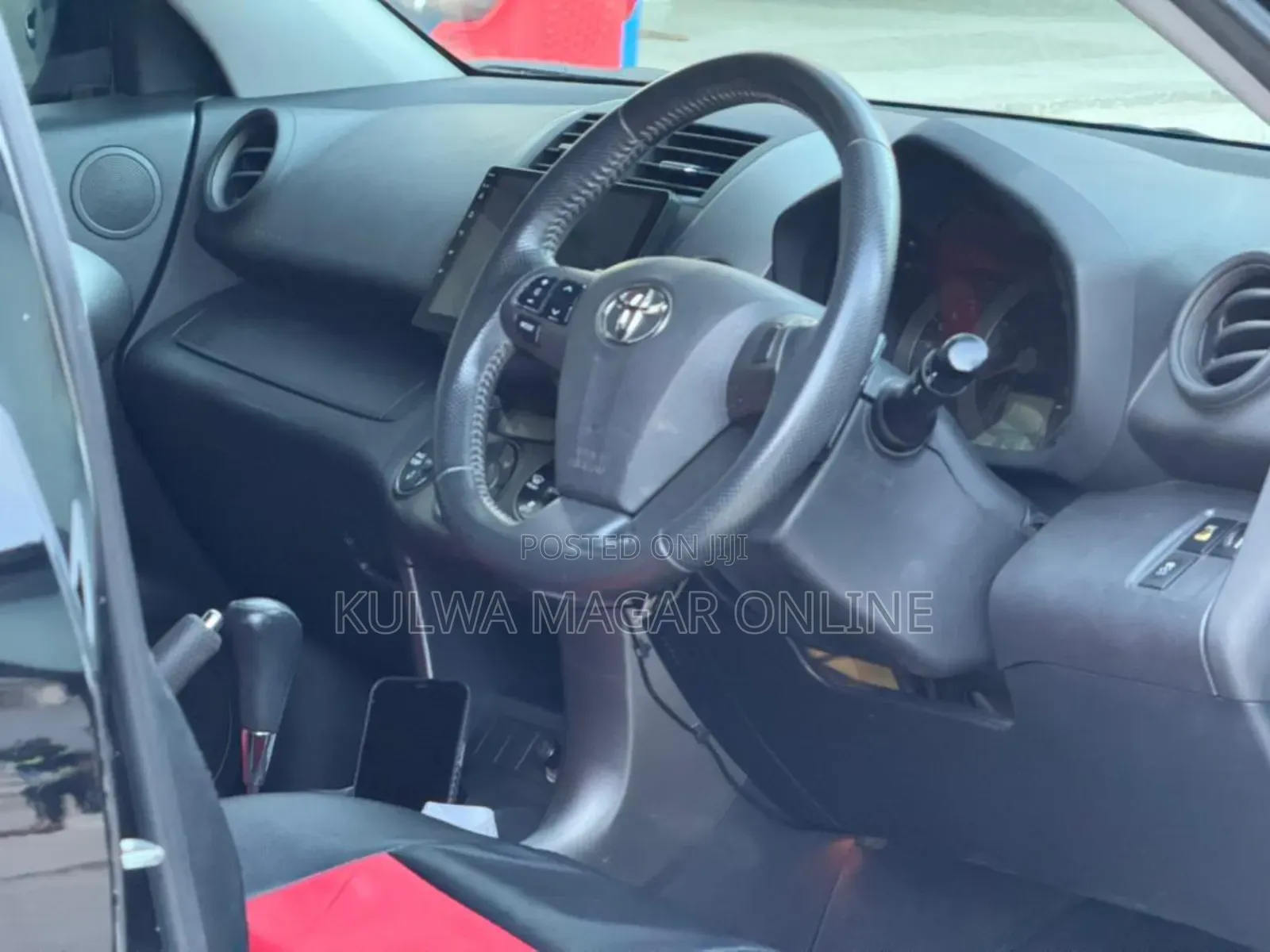 Toyota Vanguard 2010 Black