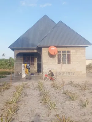 3bdrm House in Kisemvule, Kitunda for sale
