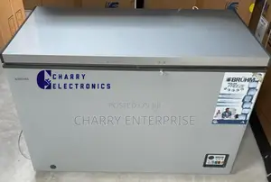 BRUHM Freezer Yenye Mkono Model BCS 410MR Liter 368L