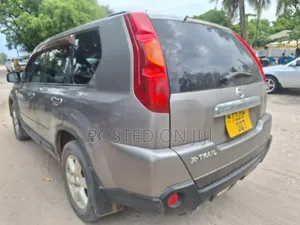 Nissan X-Trail 2006 Gray