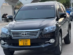 Toyota Vanguard 2010 Black