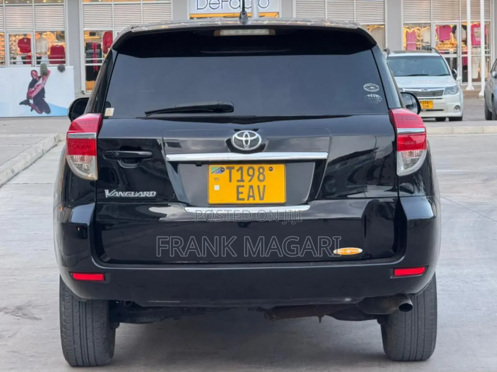 Toyota Vanguard 2010 Black