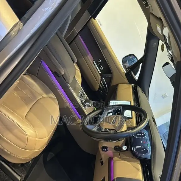 Land Rover Range Rover Vogue 2023 Beige