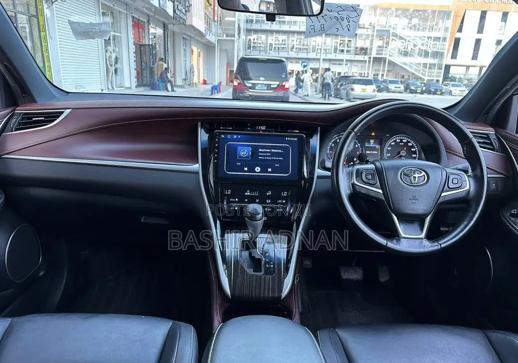 Toyota Harrier 2.0 2014 White