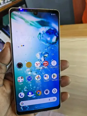 Sharp Aquos zero6 128 GB White