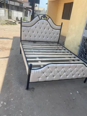 Nauza Bed Sofa Ya Chuma