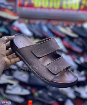 New Clarks Sandals Mpya Kabisa