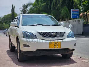Toyota Harrier 2005 White