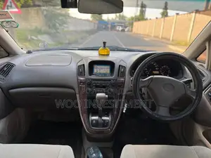Toyota Harrier 2001 Green