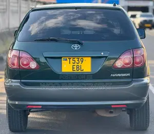 Toyota Harrier 2001 Green