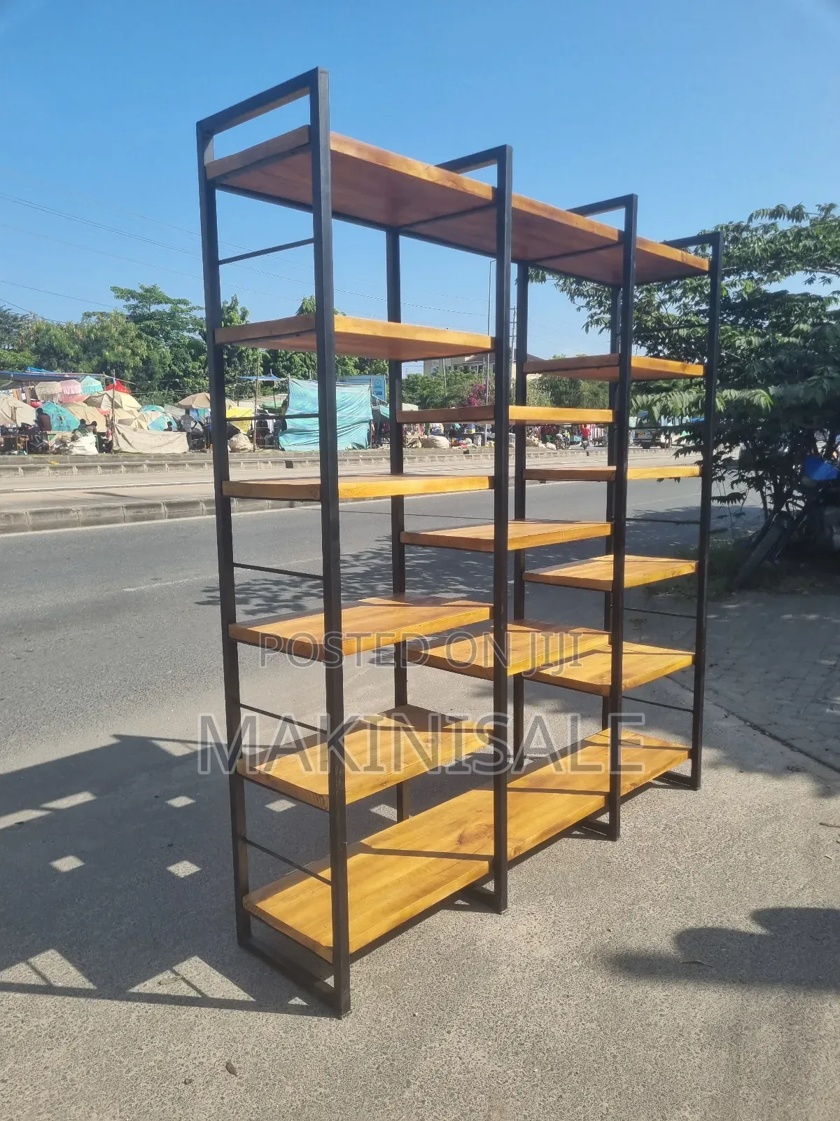Shelf Nzuri Sana