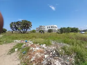 KIWANJA KINAUZWA Kigamboni Kibada