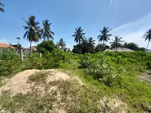 KIWANJA KINAUZWA Kigamboni Kibada