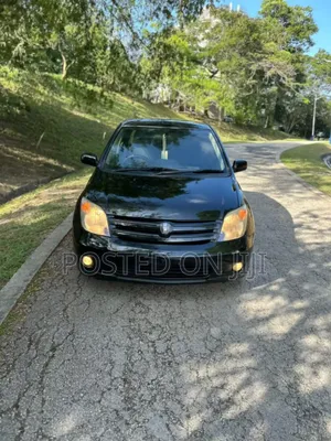 Toyota IST 2003 Black