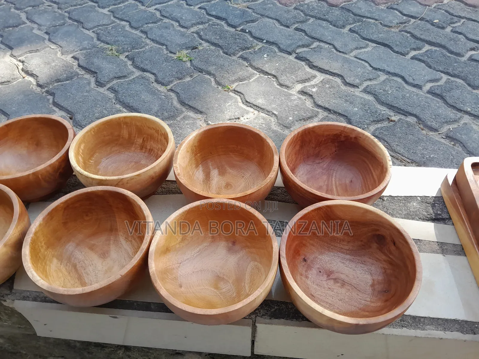 Sahani Na Bakuli Za Mbao