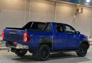 Toyota Hilux 2020 Blue