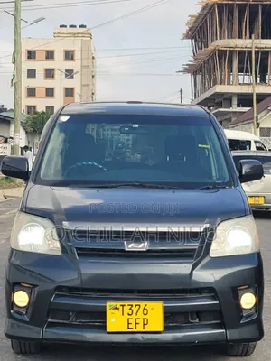 Toyota Noah 2005 Black