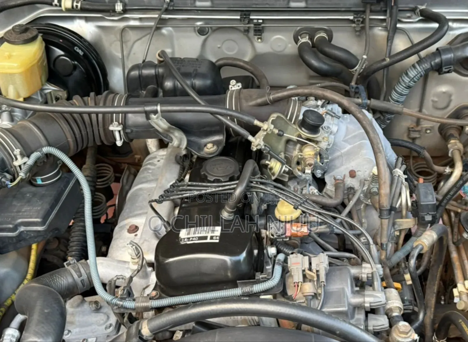 Toyota Hilux 1990 Gray