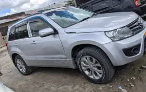 Suzuki Grand Vitara 2014 Silver
