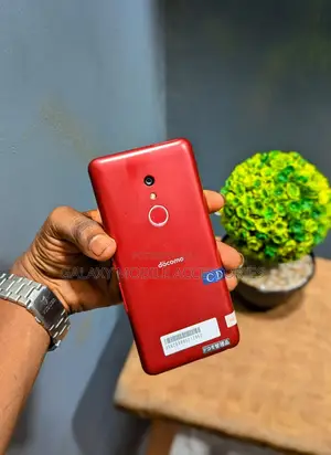Fujitsu Arrows NX F-06E 64 GB Red