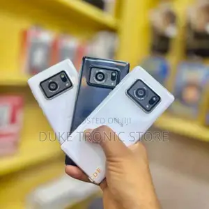 Sharp Aquos R6 128 GB White