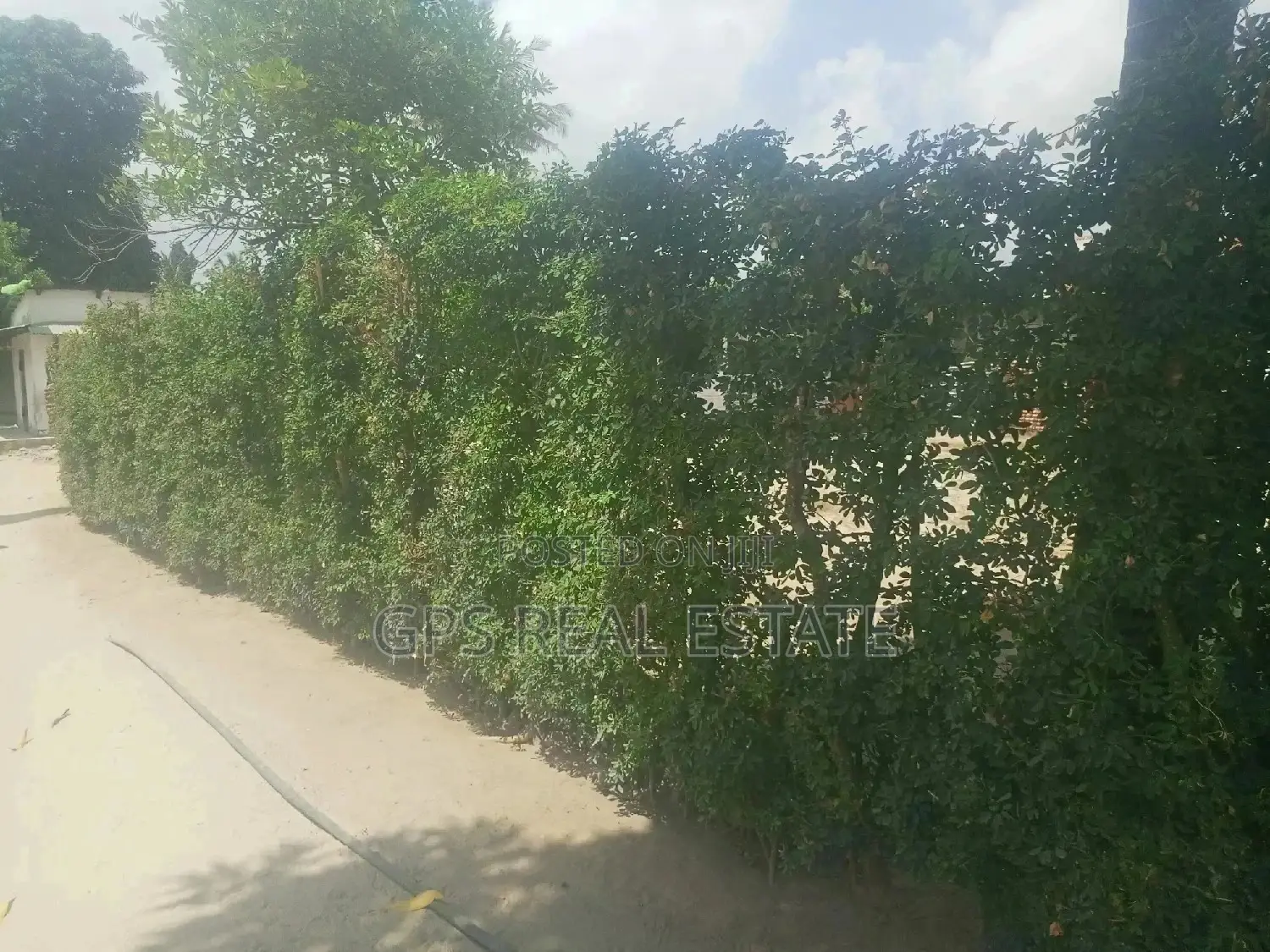 Kiwanja Kinauzwa