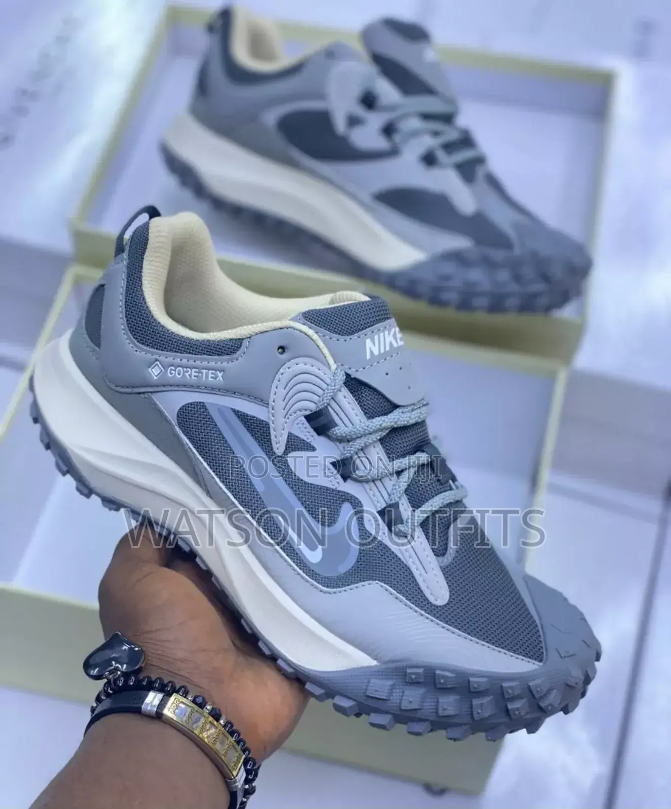 New Fashion Men Shoes Available