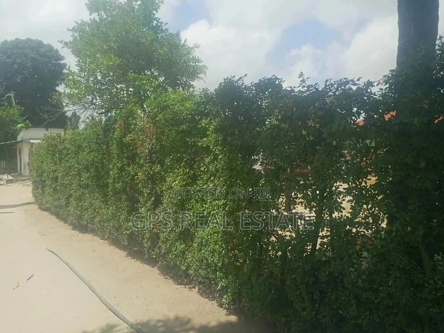 Kiwanja Kinauzwa
