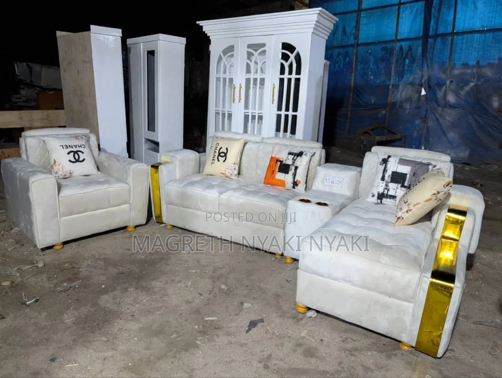 Sofa Kali Za Kisasa Mpya Kabisa Shape L Na La Mtu 1