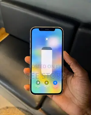 Apple iPhone 11 64 GB White