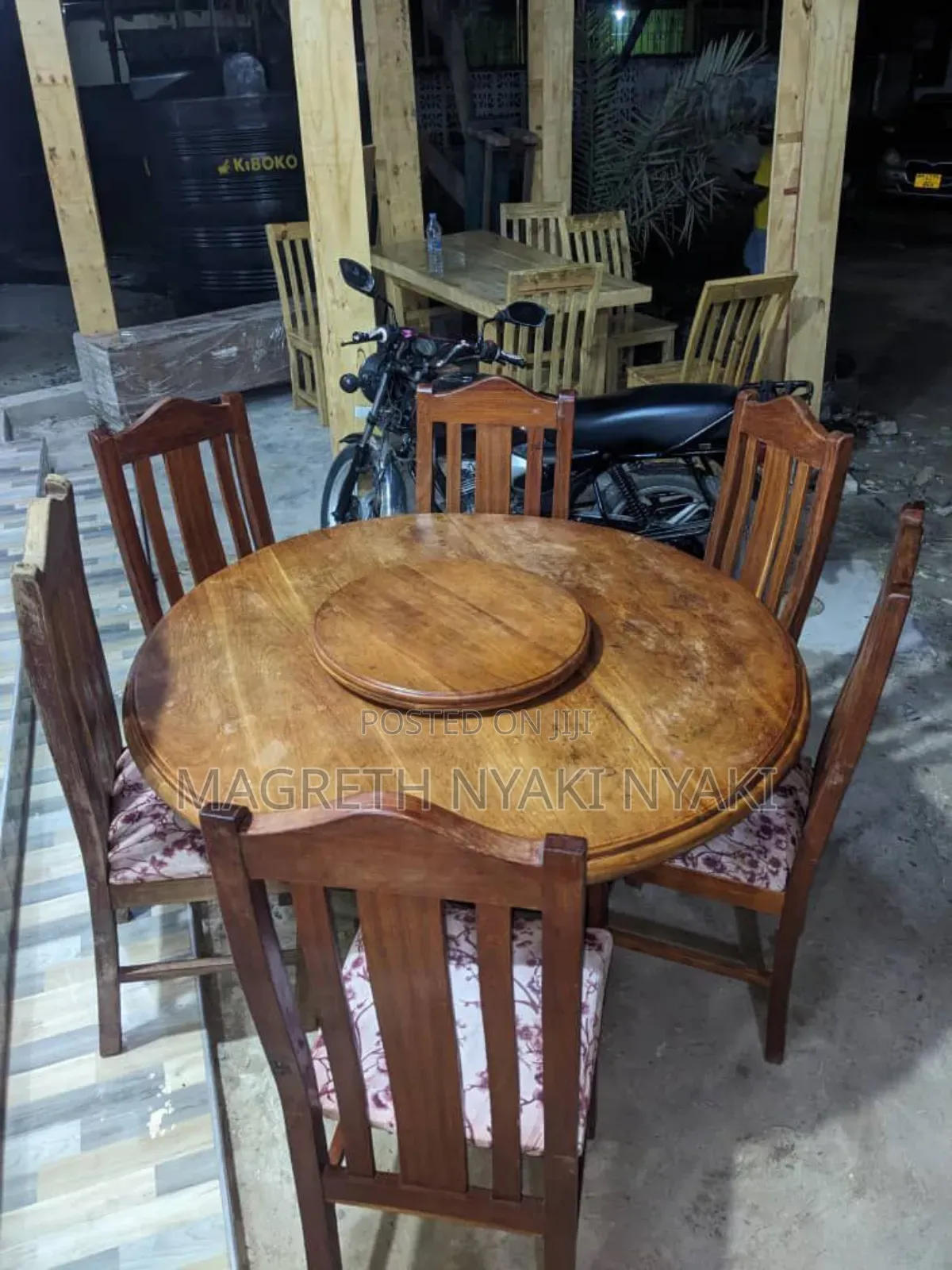 Dinning Table Ya Kisasa Viti 6