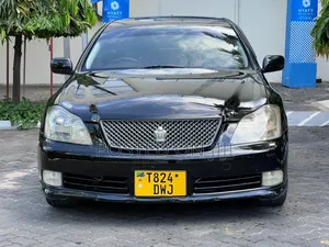 Toyota Crown 2006 Black