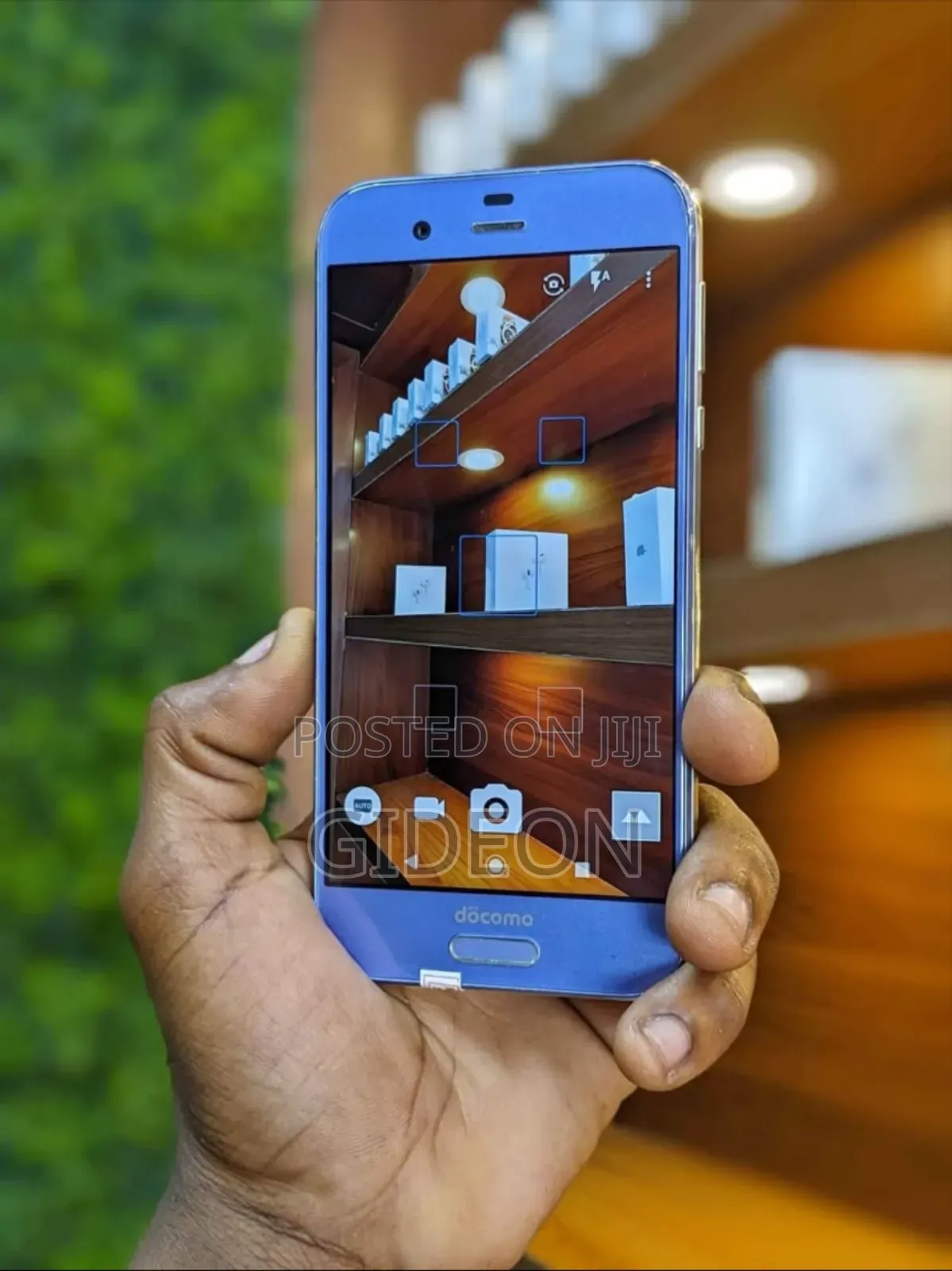 Sharp R1 64 GB Purple
