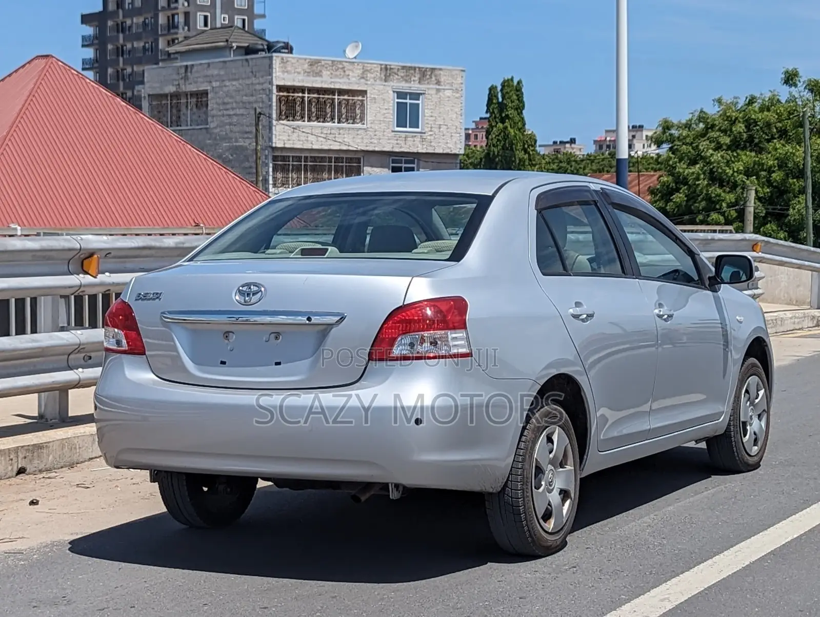 Toyota Belta 2006 Silver